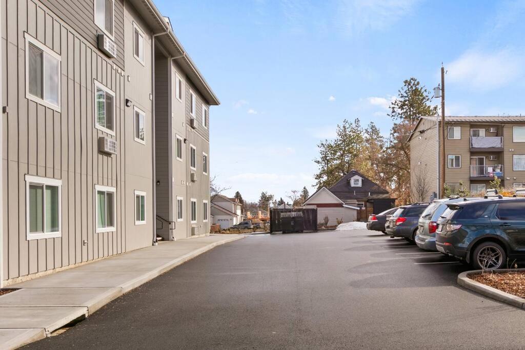 スポーケンBrand New 2 Bd 2 Bth Near Dt And Perry Districtアパートメント エクステリア 写真
