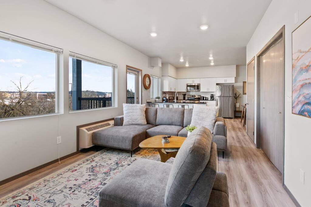 スポーケンBrand New 2 Bd 2 Bth Near Dt And Perry Districtアパートメント エクステリア 写真